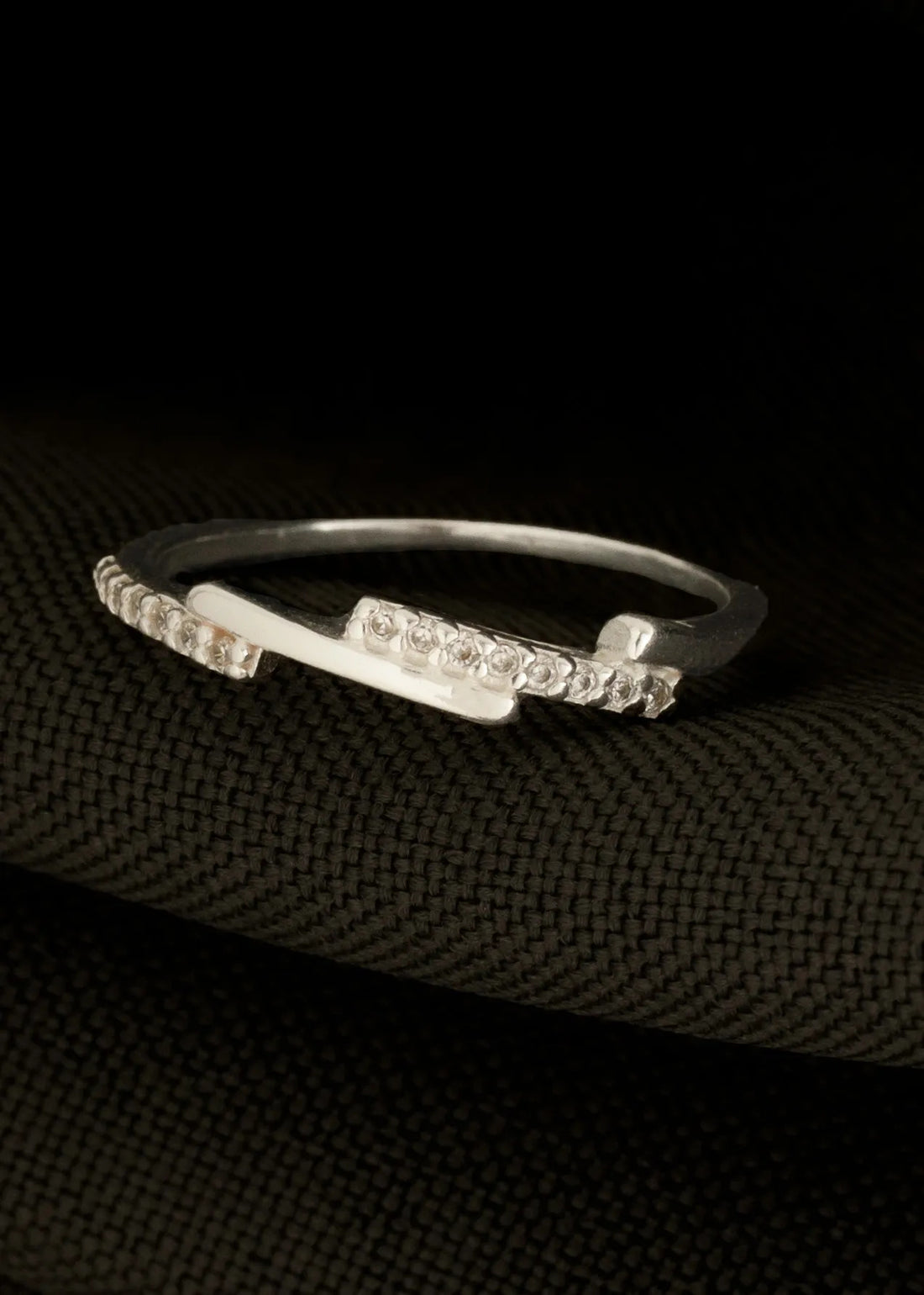 ANILLO ESCALERA EN PLATA 950